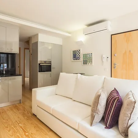 Insitu Trindade By Guestify *